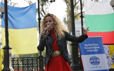 Деси Добрева изнесе концерт в Одеса, в края му беше обявена тревога