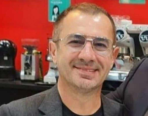 Двама с качулки дебнели Владо Загатото, белина ли е трябвало да заличи следите?<p style="font-size: 14px; color: red; margin-top: 8px; letter-spacing: 1px;">събота, 1 август 2026, 10:42:13</p>