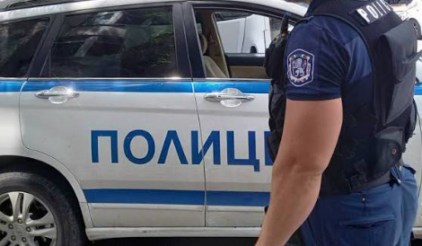 Полицаи намериха 10 грама марихуана в апартамента на Миро от Бургас